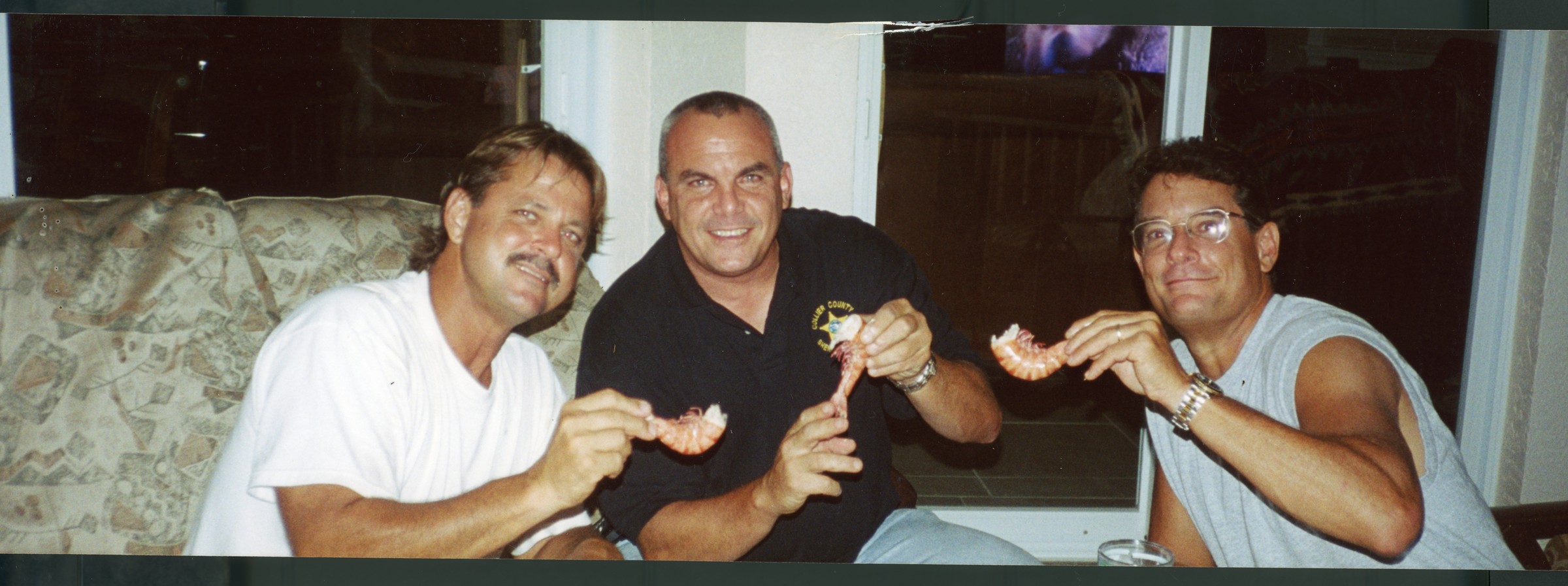 three hodes449.jpg