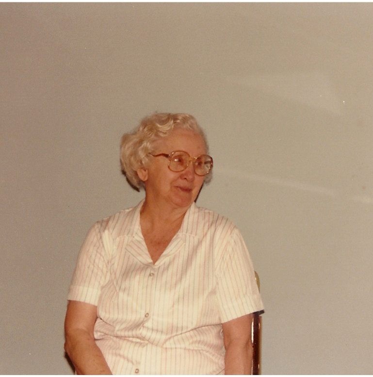 Elizabeth Howse.jpg