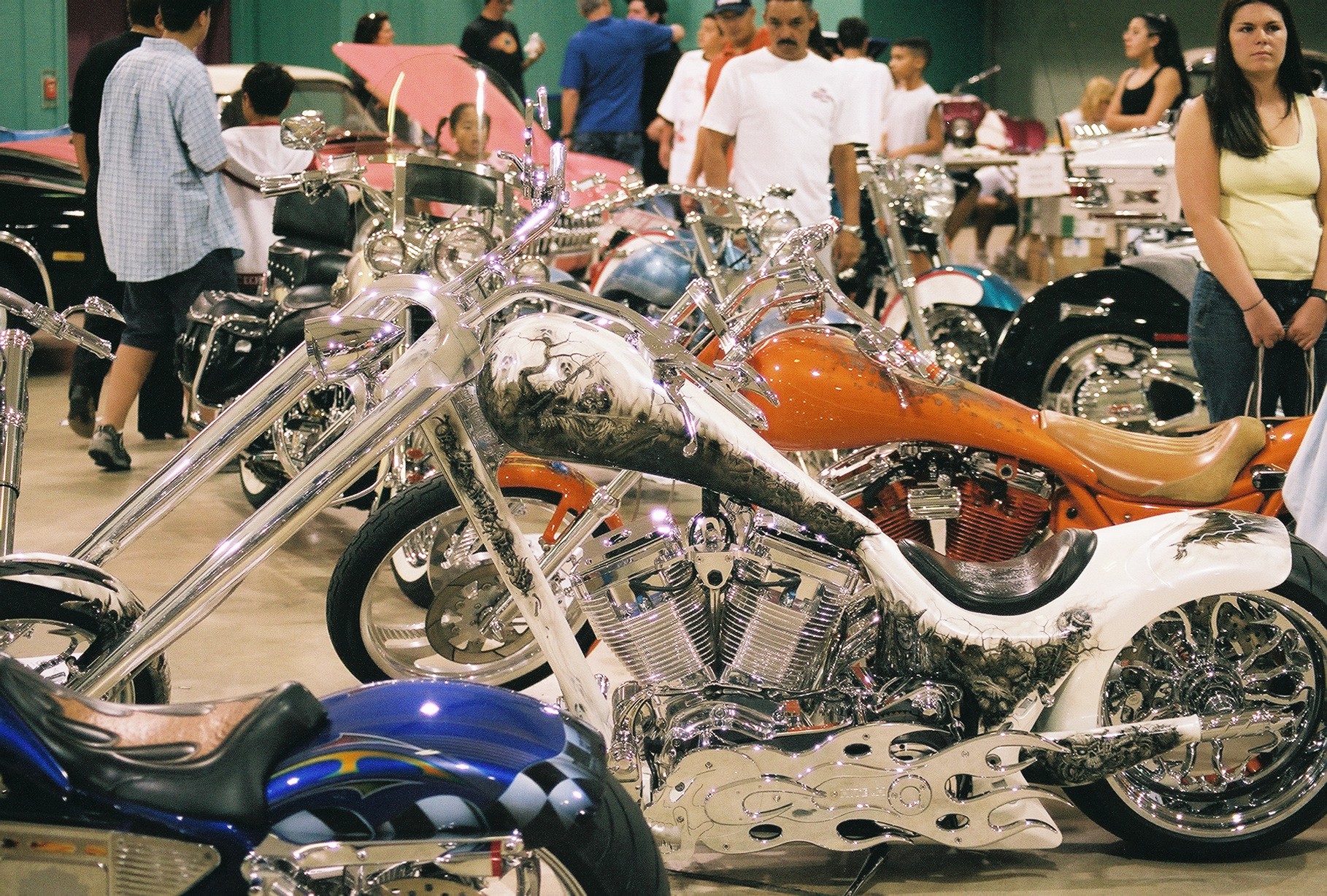 0658120-R1-036-16A.jpg