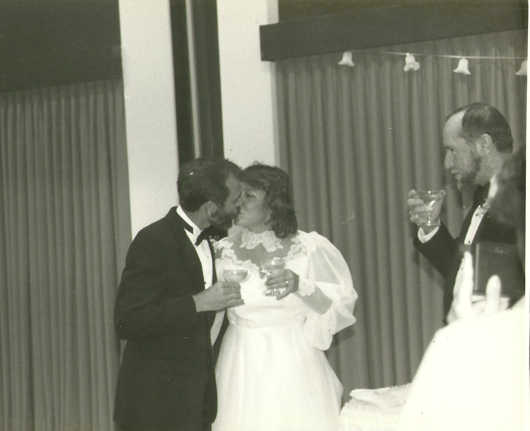 wedding_toast.jpg
