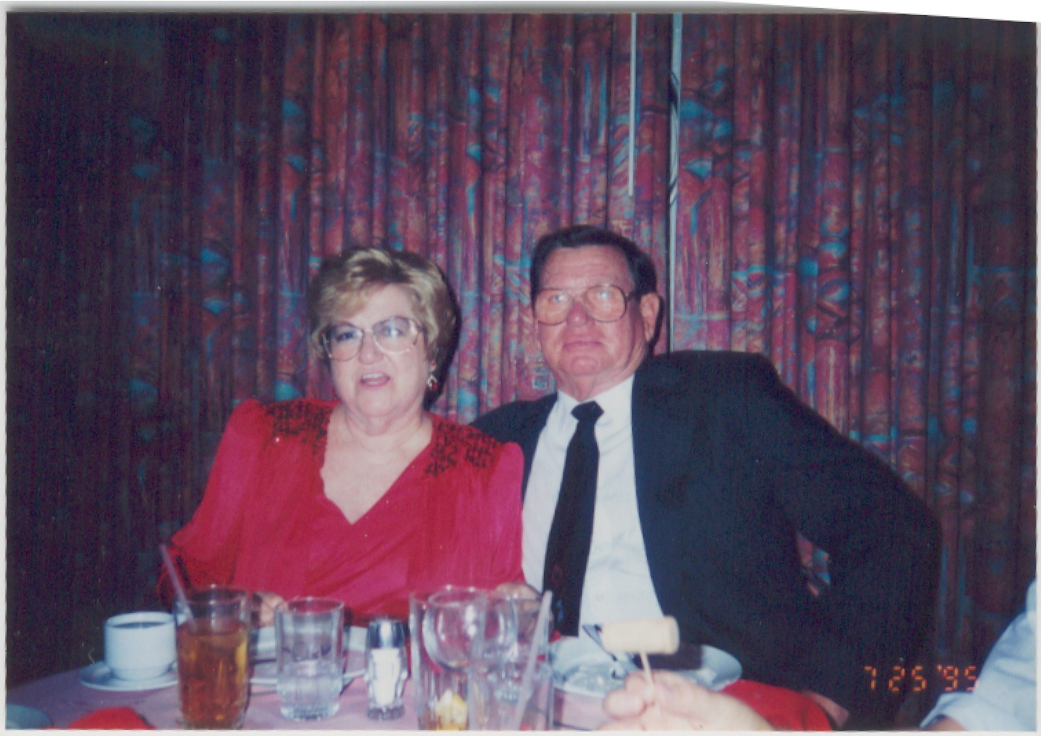40th anv cruise 1995.jpg