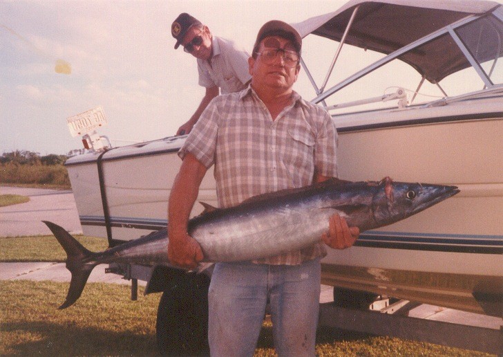 fishing buds 1a.jpg